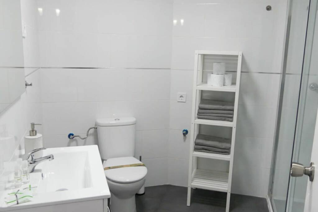Holiday Rentals Piscina, Playa Parking A 5 Min Caminando Del Puerto De בנאלמדנה מראה חיצוני תמונה